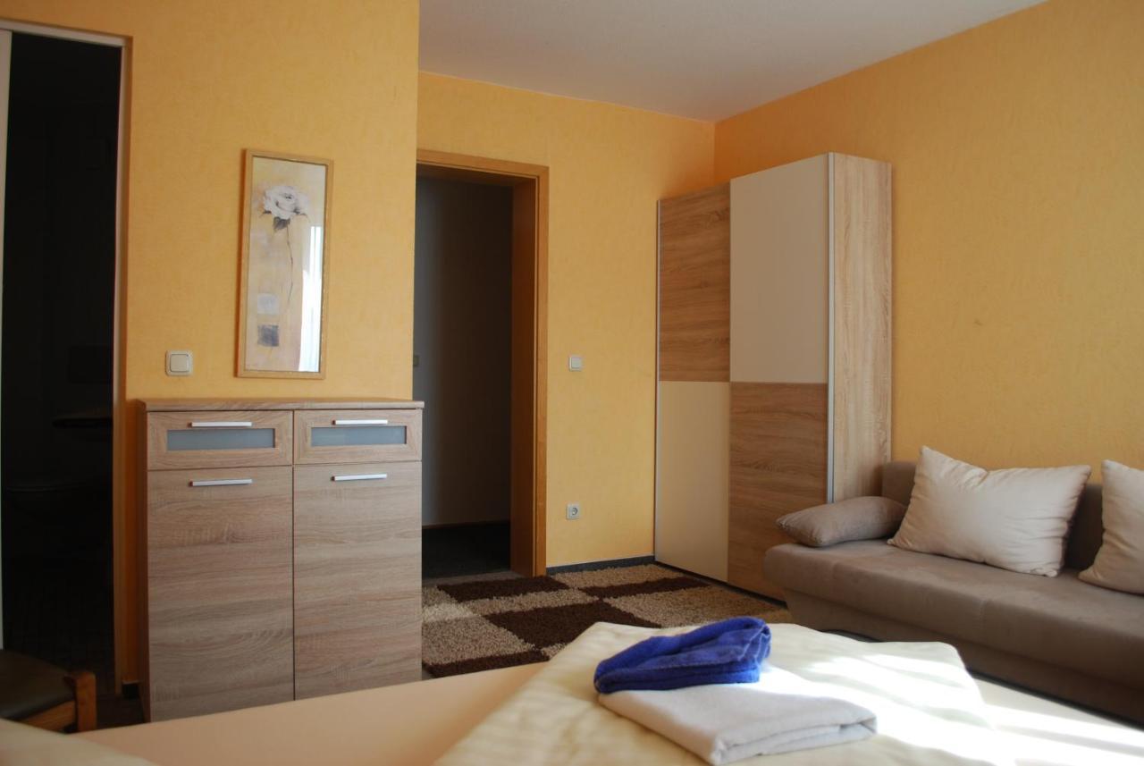 Landhotel Bienstadt Georgenthal  Екстериор снимка
